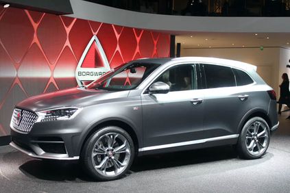 nguoi dua tin borgward bxi7 chuan bi ra mat chau au144