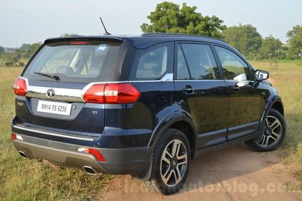 nguoi dua tin tata hexa xt 4x4 toi nepal gia sieu re1 2