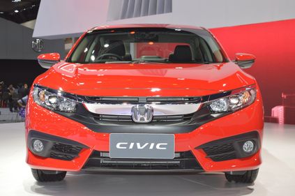 nguoi dua tin honda civic red ra mat thai lan 2