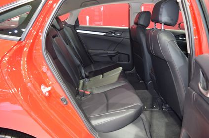 nguoi dua tin honda civic red ra mat thai lan 8