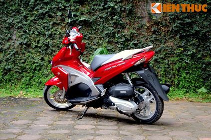 nguoi dua tin honda air blade gia chat 200 trieu dong ngang sh12