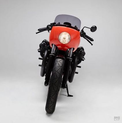 nguoi dua tin ban do cafe racer moto guzzi doc dao 1