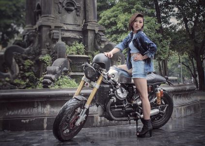 nguoi dua tin honda gl400 do cafe racer 15