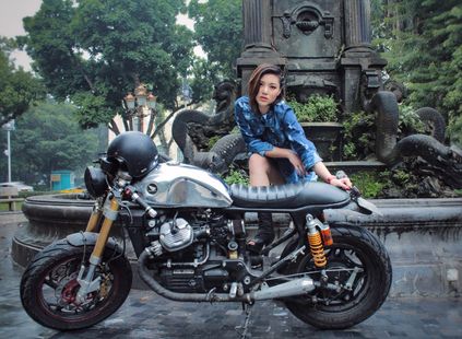 nguoi dua tin honda gl400 do cafe racer 6