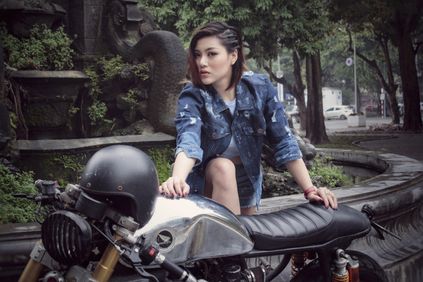 nguoi dua tin honda gl400 do cafe racer 7