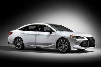 nguoi dua tin toyota avalon 2019 xung tam dang cap luxes 10