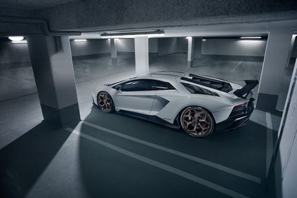 amborghini aventador s 5