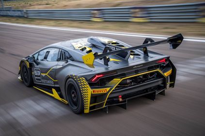 lamborghini huracan super trofeo evo 3