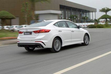 hyundai elantra sport