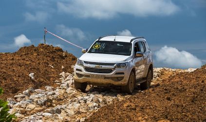 trai nghiem chevrolet trailblazer 2018 1