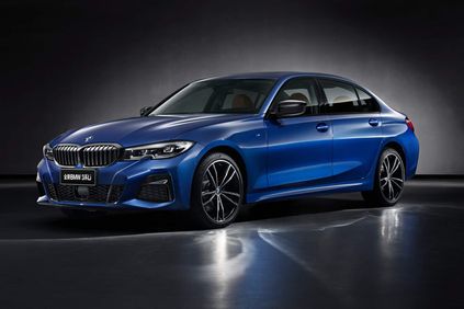 xe bmw 3 series truc co so keo dai 1