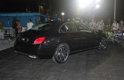 mercedes benz c200 facelift 2019 anh 3