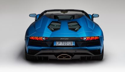 2018 lamborghini aventador s roadster 8