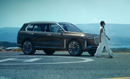 bmw x7 iperformance 23