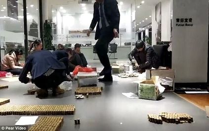 mua bmw bang tien xu