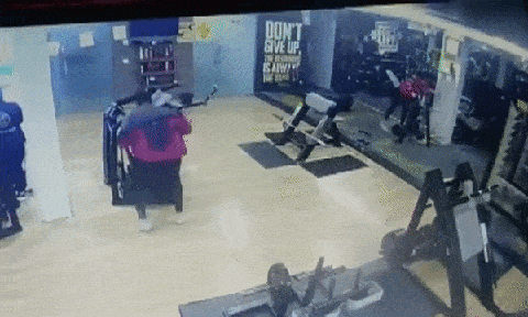 Clip: Lên cơn đau tim, người đàn ông tử vong khi đang tập gym