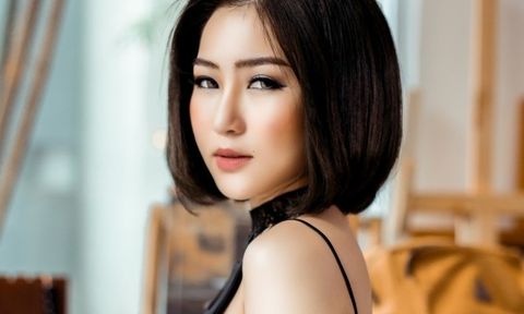 2 "cô gái vàng The Voice": Người 1 năm sắm 2 xe Porsche, người sang Mỹ đi ở nhà thuê