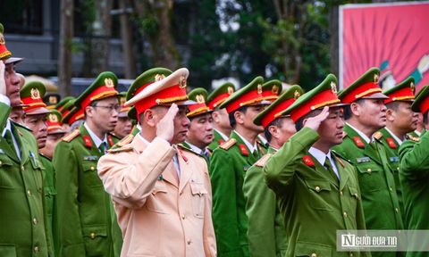 Phát động thi đua học tập tấm gương anh dũng hy sinh của 3 cán bộ CSGT