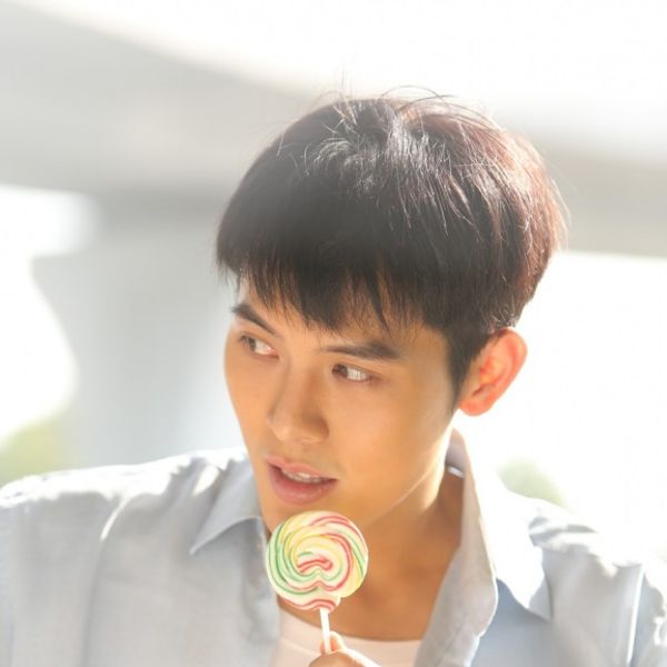 Tin tức giải trí ấn tượng ngày 26/8 Cháu nuôi Hoài Linh từng sợ hãi mẹ không nhận ra mình