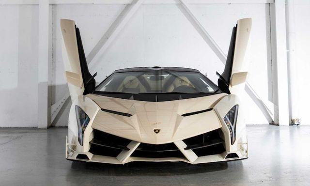 Có giá 8,3 triệu USD - Lamborghini Veneno Roadster cũ đắt không tưởng