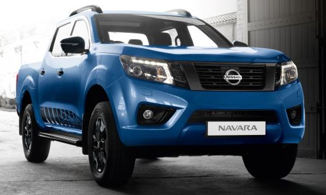 Nissan Navara N-Guard 2020 mới: Thêm màu sắc, bổ sung tính năng