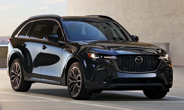 Mazda CX-70 2025 ra mắt, 'bản sao thu nhỏ' của CX-90, tích hợp Alexa, thêm công nghệ an toàn