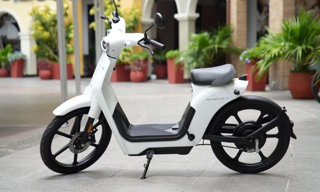 Honda Cub E diện nhập khẩu tư nhân về Việt Nam, giá hơn 20 triệu đồng