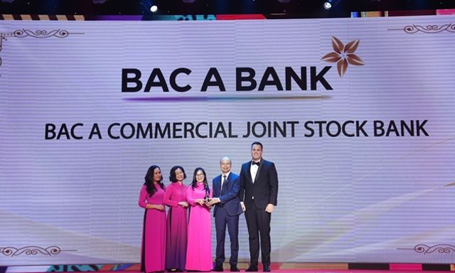 BAC A BANK giành 02 giải thưởng lớn tại lễ trao giải 'Nơi làm việc tốt nhất Châu Á 2023'