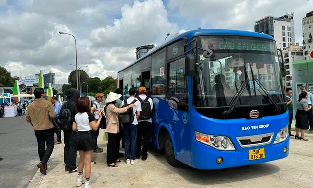 Tp.HCM: Mở rộng triển khai thanh toán không dùng tiền mặt trên xe buýt