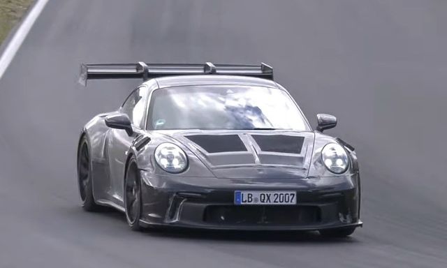 Vừa ra mắt, Porsche 911 GT3 thế hệ mới lại sắp có bản “khủng” RS với hệ thống khí động học chủ động