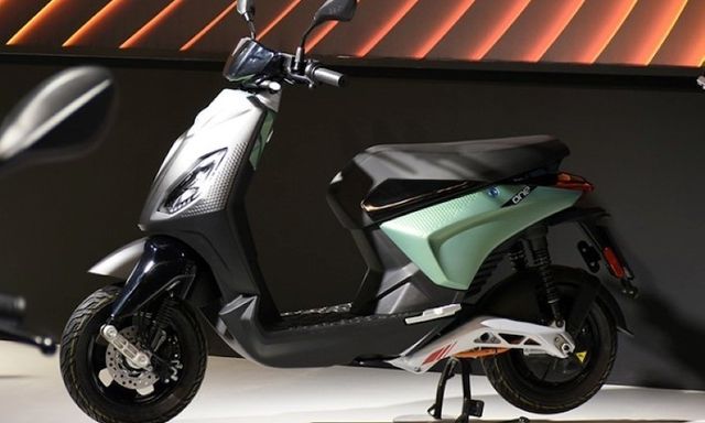 Hãng xe Ý Piaggio chính thức vén màn mẫu xe điện One tại Triển lãm ô tô Bắc Kinh