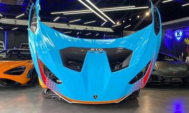Mê mẩn với dàn siêu xe đọ sắc tại Việt Nam, ấn tượng nhất phải kể đến Lamborghini Huracan STO