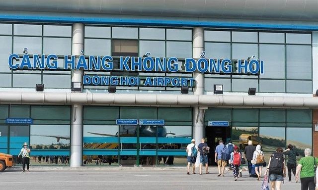 Tạm đóng cửa sân bay Đồng Hới do ảnh hưởng của bão số 6