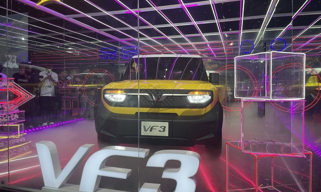 VinFast VF 3 'bằng xương, bằng thịt' lần đầu lộ diện