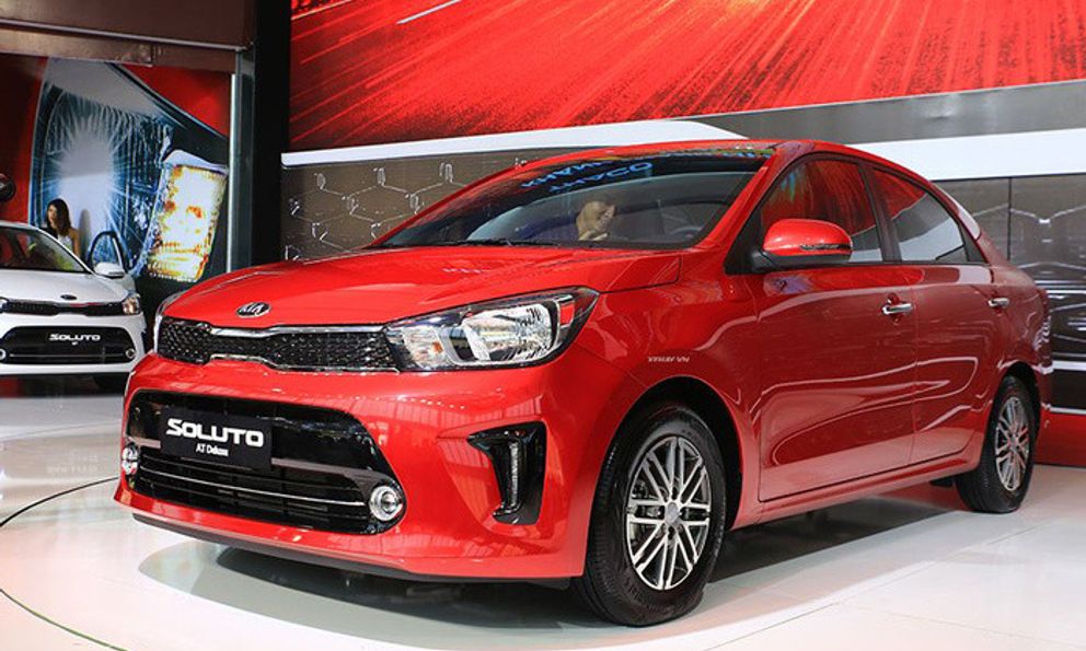 Kia Soluto ra giá 399 triệu đồng, phân khúc xe hạng B tăng nhiệt