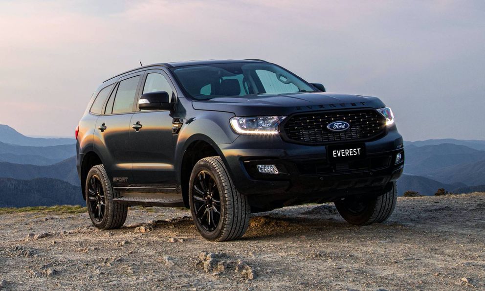 Ford Everest 2020 ra mắt với diện mạo năng động hơn, giá khoảng 1 tỷ đồng