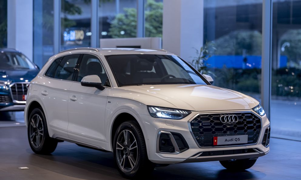 Nhận diện SUV mới Audi Q5 vừa trình làng, giá từ 2.4 tỷ đồng