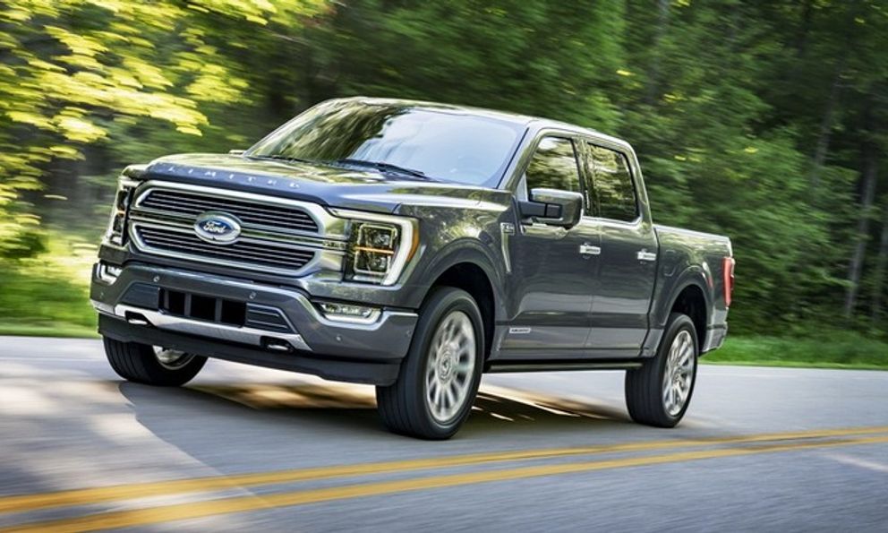 Triệu hồi hơn 870.000 xe Ford F-150 do lỗi phanh tay tự kích hoạt