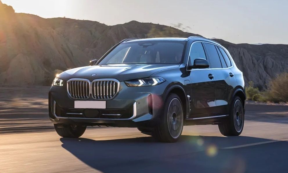 BMW ưu đãi tương đương 50% lệ phí trước bạ cho các xe bán tại Việt Nam trong tháng 6