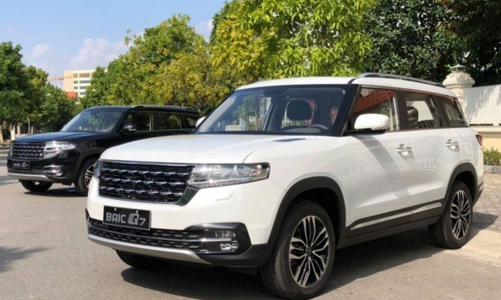 SUV Changhe Q7 bị chảy dầu, khung gầm rỉ sét nặng: Khách Việt hoang mang