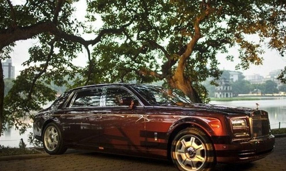 Đại gia Lê Thanh Thản sở hữu những chiếc xe Rolls - Royce đình đám nào?