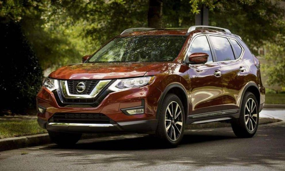 Mua xe Nissan, chọn mẫu xe nào hợp với túi tiền?