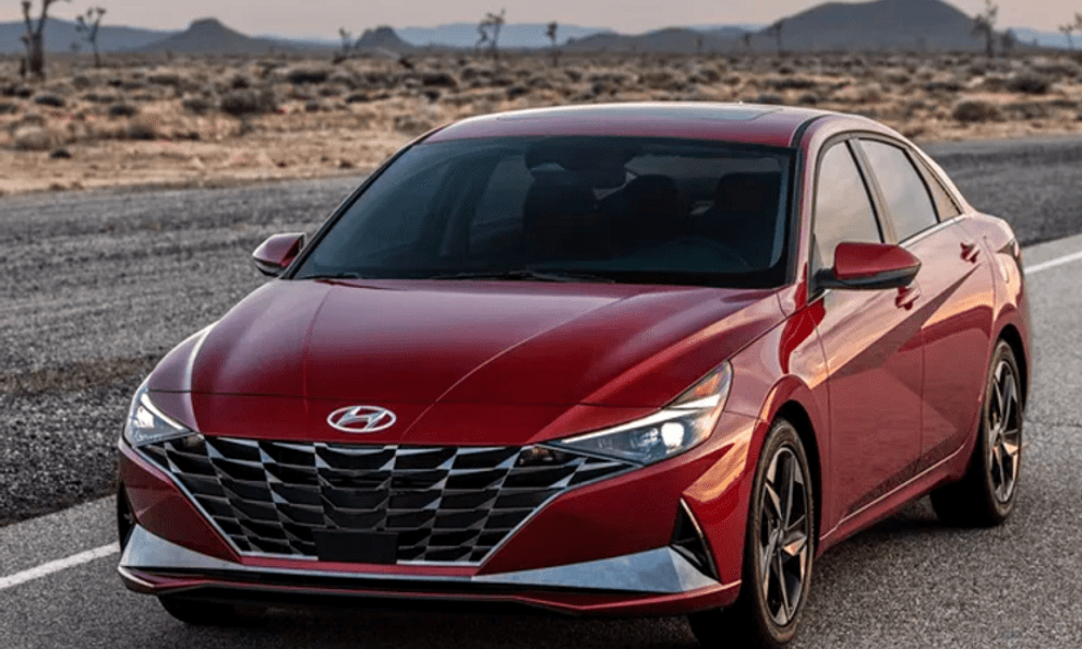 Hyundai Elantra thế hệ mới đẹp long lanh, lột xác về thiết kế