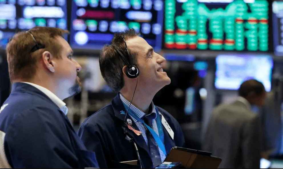 Phố Wall phục hồi ngoạn mục, Dow Jones tăng hơn 500 điểm 