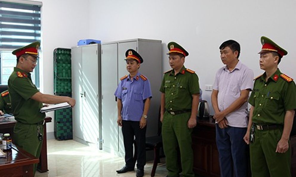 Nghệ An: Khởi tố, bắt tạm giam Chủ tịch phường ở TX Cửa Lò