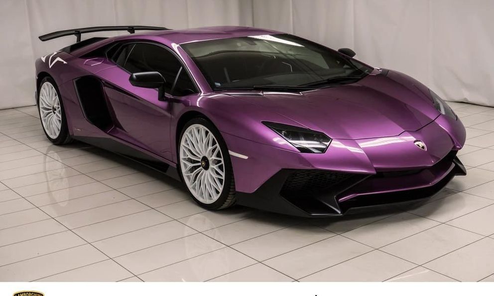 Lamborghini Aventador SV 