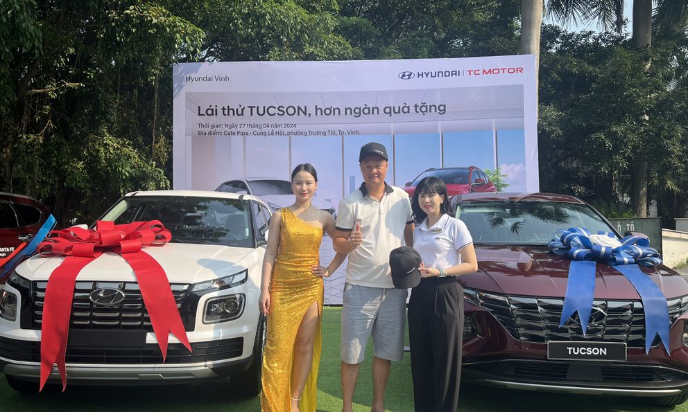 Bùng nổ chương trình lái thử Tucson của Hyundai Vinh