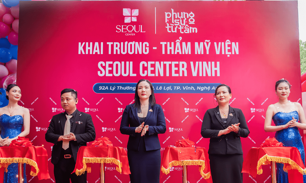 Không khí 'bùng nổ' trong ngày khai trương Seoul Center Vinh - Nghệ An