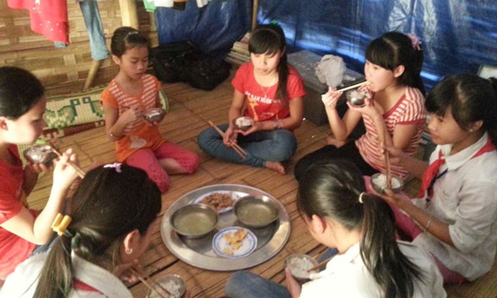 Thầy trò vùng cao gặp khó khi nhiều chế độ chính sách bị cắt giảm