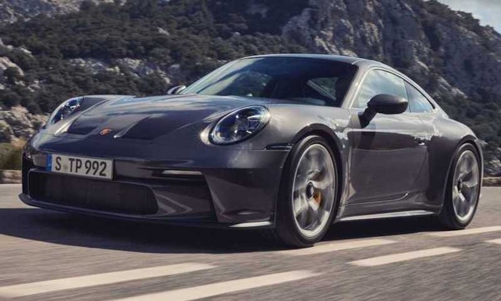 Porsche 911 GT3 Touring 2022 lộ diện với khối động cơ “khủng” trong ngoại hình giản dị